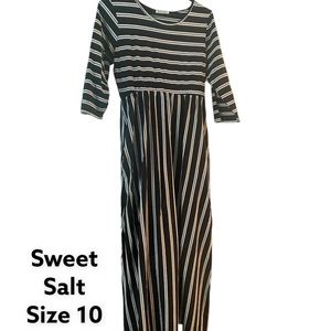 Black and white Dress